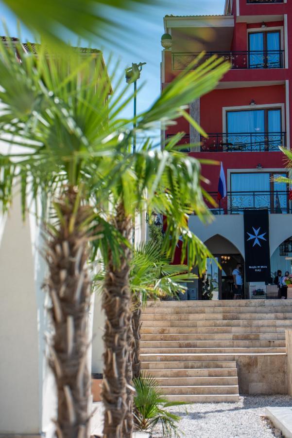 Alchemist Residence Von Goldenburg Belaştiţa Exterior foto